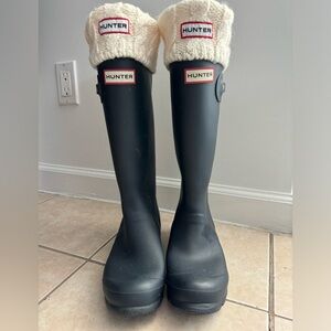Hunter rain boots with cold weather inserts